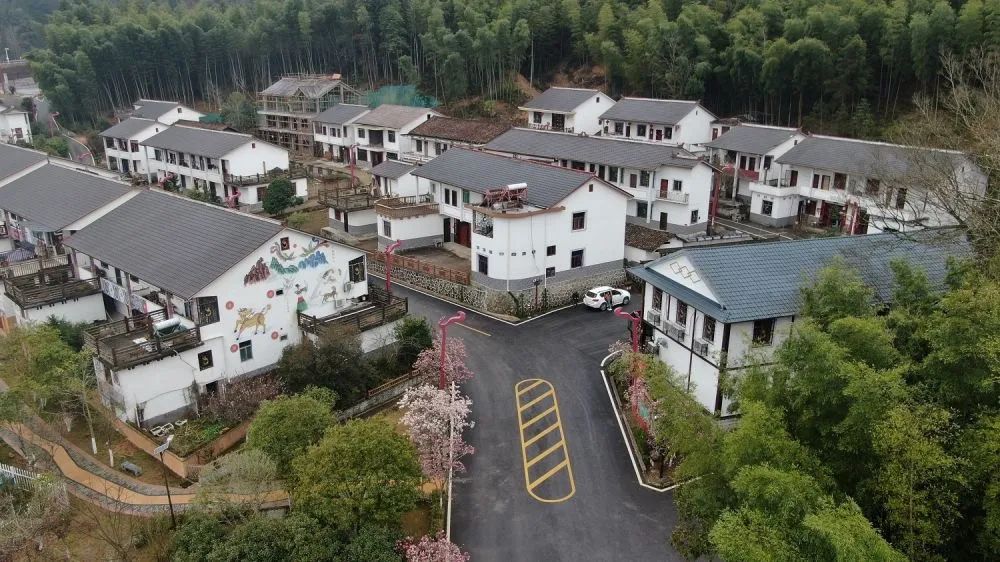 江西資溪縣烏石鎮(zhèn)新月畬族村景象。新華社記者 彭昭之 攝